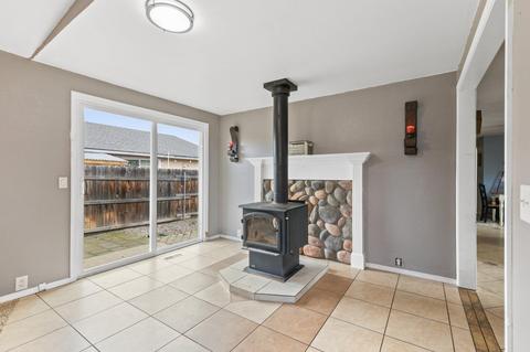 32 N Buchanan Ave, Eagle Point, OR 97524 photo 9