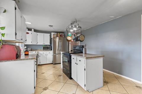 32 N Buchanan Ave, Eagle Point, OR 97524 photo 13