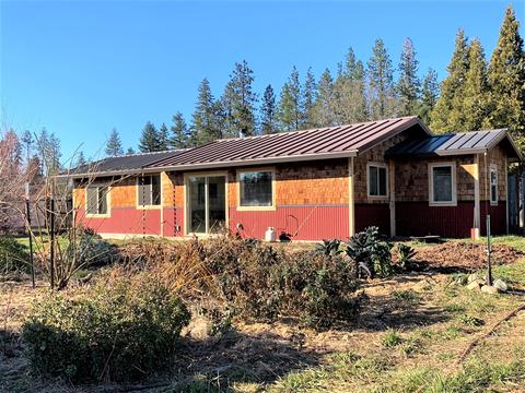 5353 Holland Rd, Cave Junction, OR 97523 photo 1