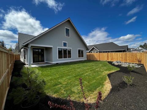 20468 Aberdeen Dr, Bend, OR 97702 photo 3