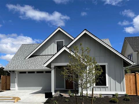 20468 Aberdeen Dr, Bend, OR 97702 photo 2