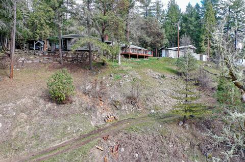 2675 Long Branch Rd, Eagle Point, OR 97524 photo 6