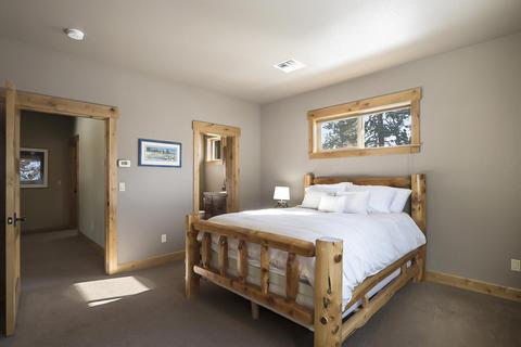 60499 Snap Shot Loop, Bend, OR 97702 photo 28