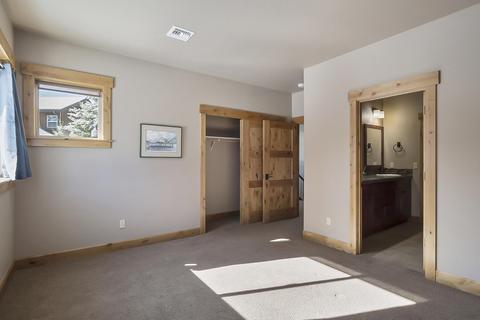 60499 Snap Shot Loop, Bend, OR 97702 photo 32