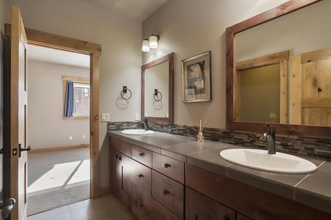 60499 Snap Shot Loop, Bend, OR 97702 photo 30