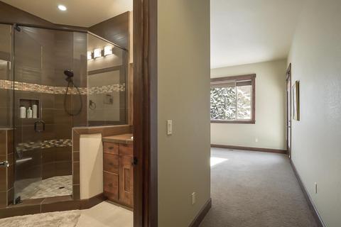 60499 Snap Shot Loop, Bend, OR 97702 photo 15