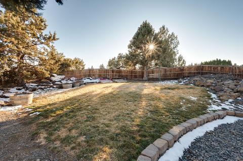 20753 S Loop Pl, Bend, OR 97703 photo 6