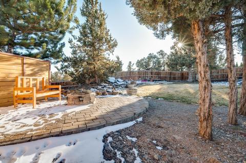 20753 S Loop Pl, Bend, OR 97703 photo 5