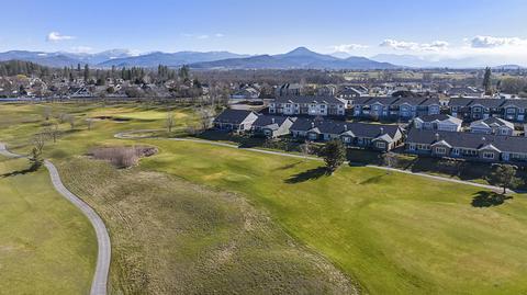 185 Sky Hawk Dr, Eagle Point, OR 97524 photo 3