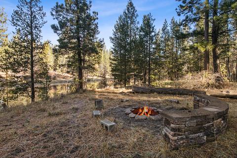 17050 Cooper Dr, Bend, OR 97707 photo 45