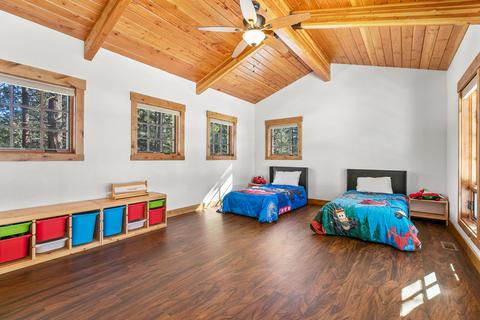 17050 Cooper Dr, Bend, OR 97707 photo 29