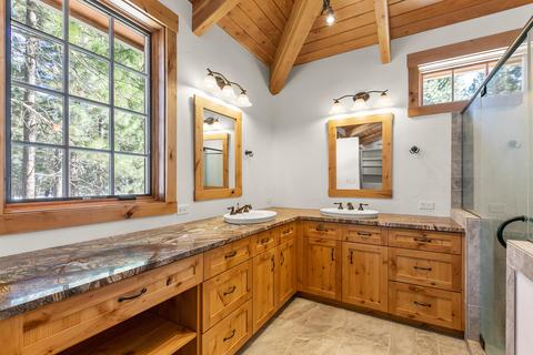 17050 Cooper Dr, Bend, OR 97707 photo 23
