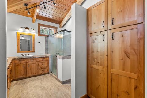 17050 Cooper Dr, Bend, OR 97707 photo 22