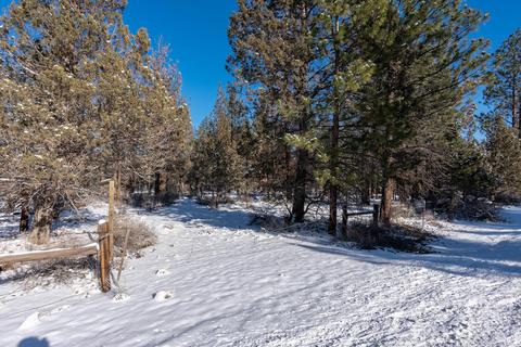 67296 Harrington Loop Rd, Bend, OR 97703 photo 39