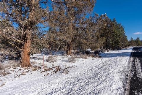 67296 Harrington Loop Rd, Bend, OR 97703 photo 38