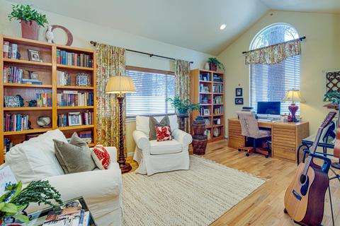 19915 Heron Loop, Bend, OR 97702 photo 12