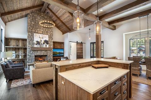 56251 Sable Rock Loop, Bend, OR 97707 photo 10
