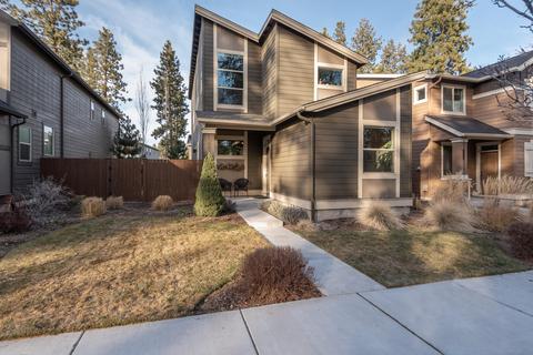 20258 Narnia Pl, Bend, OR 97702 photo 1