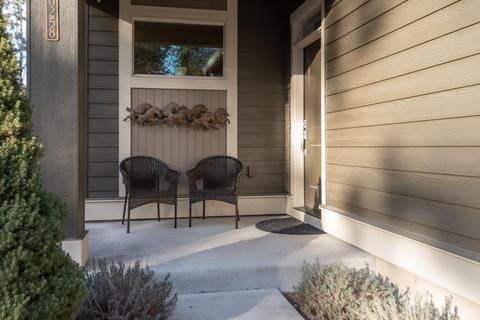 20258 Narnia Pl, Bend, OR 97702 photo 2