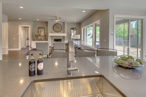 3794 NE Oakside Loop, Bend, OR 97701 photo 22
