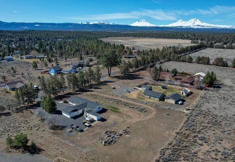 16972 Varco Rd, Bend, OR 97701 photo 1