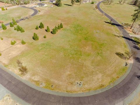 578 E Forks Cir, Cave Junction, OR 97523 photo 11