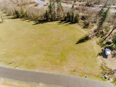 569 E Forks Cir, Cave Junction, OR 97523 photo 9