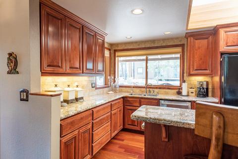 57785 Ribes Ln, Sunriver, OR 97707 photo 12