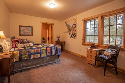 67450 Harrington Loop Rd, Bend, OR 97703 photo 14