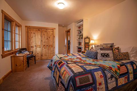 67450 Harrington Loop Rd, Bend, OR 97703 photo 13
