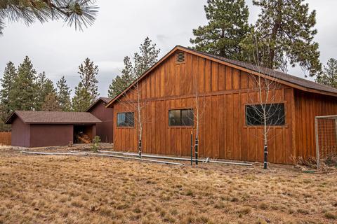 67450 Harrington Loop Rd, Bend, OR 97703 photo 33