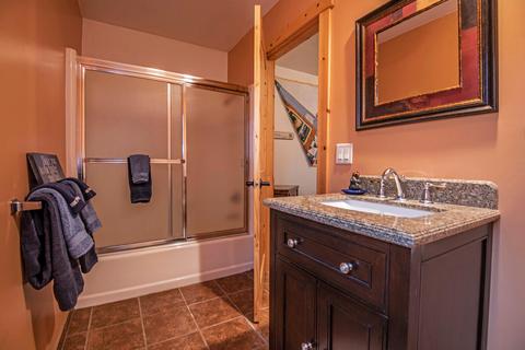 67450 Harrington Loop Rd, Bend, OR 97703 photo 15