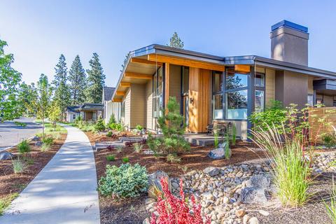 1786 NW Fields St, Bend, OR 97703 photo 4