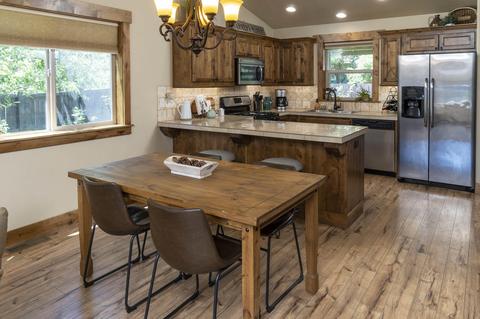 1276 NE Shane Ln, Bend, OR 97701 photo 6