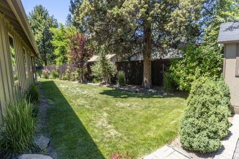 1276 NE Shane Ln, Bend, OR 97701 photo 18