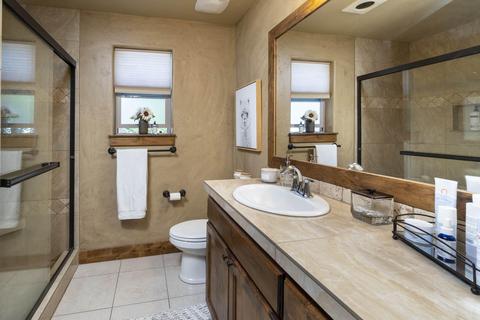 1276 NE Shane Ln, Bend, OR 97701 photo 9