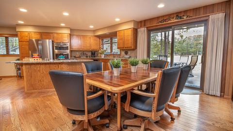 17897 Red Cedar Ln, Sunriver, OR 97707 photo 5
