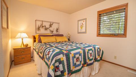 17897 Red Cedar Ln, Sunriver, OR 97707 photo 11