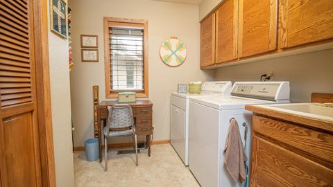 17897 Red Cedar Ln, Sunriver, OR 97707 photo 12