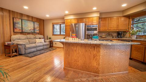 17897 Red Cedar Ln, Sunriver, OR 97707 photo 9