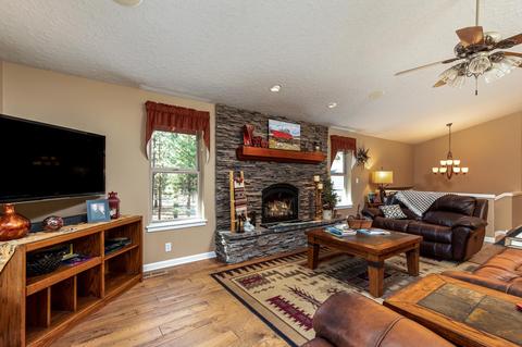 16406 Jillian Ln, Bend, OR 97707 photo 7