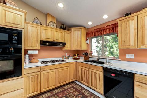 16406 Jillian Ln, Bend, OR 97707 photo 13