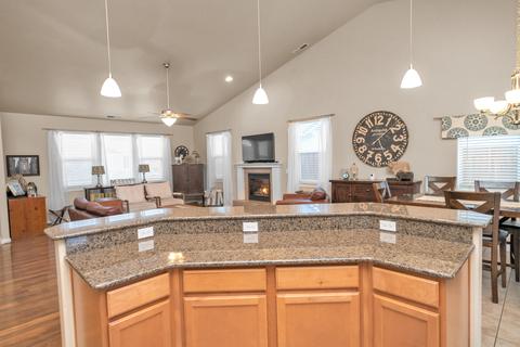 615 Sheffield Dr, Eagle Point, OR 97524 photo 10