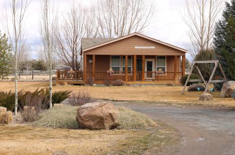 19825 Connarn Rd, Bend, OR 97701 photo 5