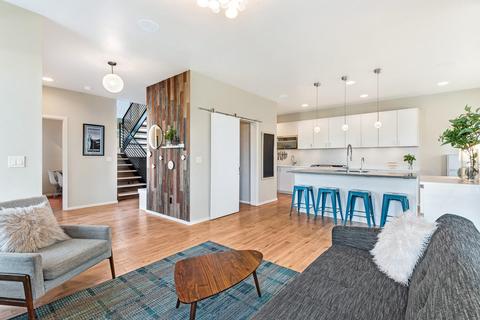 1726 NW Fields St, Bend, OR 97703 photo 3