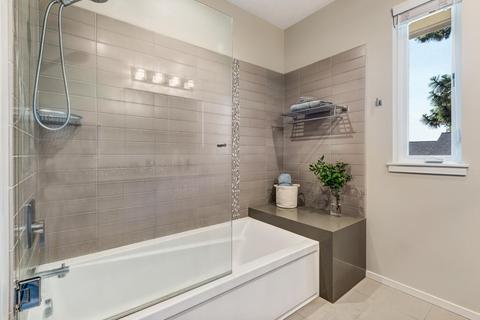 1726 NW Fields St, Bend, OR 97703 photo 17