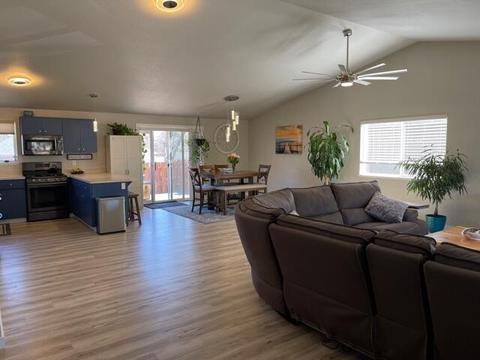 63310 Ridgefield Dr, Bend, OR 97701 photo 9
