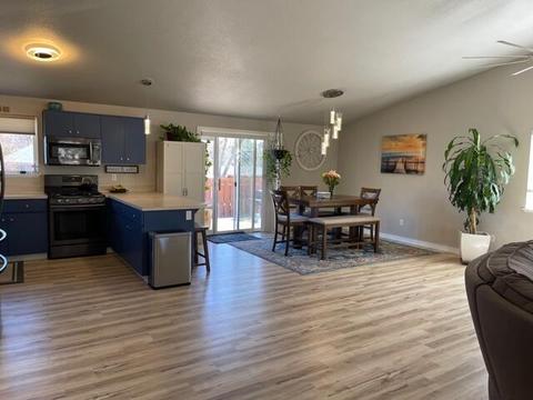 63310 Ridgefield Dr, Bend, OR 97701 photo 10