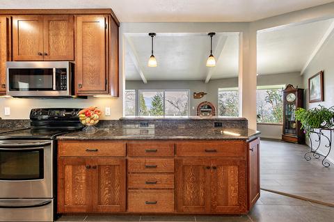 505 Harper Loop, Grants Pass, OR 97527 photo 9