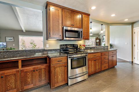 505 Harper Loop, Grants Pass, OR 97527 photo 4